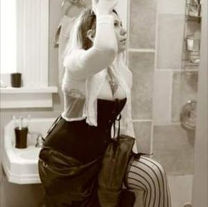 REVERSIBLE purple and black steel boned Corset S